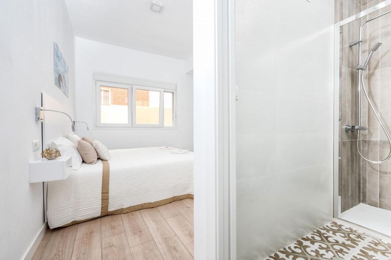 Pinzon Apartment In Malaga By Solaga Holiday Homes Екстериор снимка